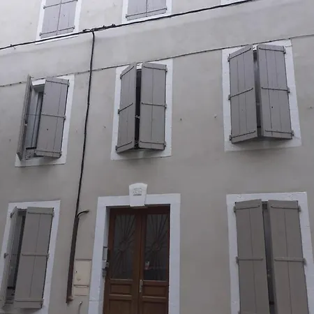 Pap2s Apartment *